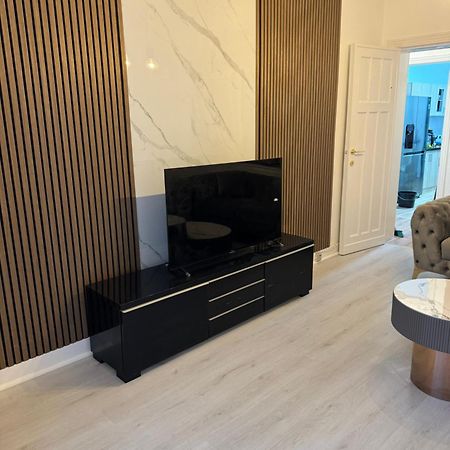 Appartement 2 Chambre Luxueuse A Jette Bryssel Exteriör bild