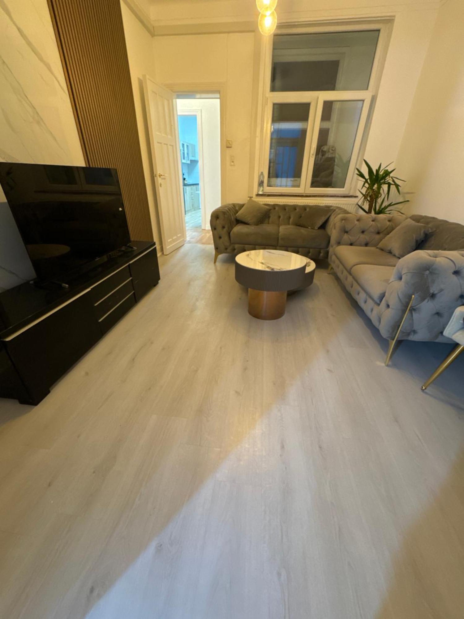 Appartement 2 Chambre Luxueuse A Jette Bryssel Exteriör bild